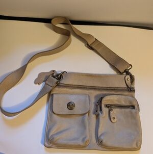 Roots Tribe Crossbody Bag with Multiple Pockets In VGUC
